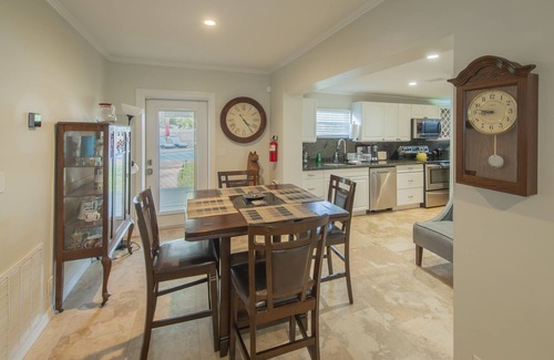 South Middle River Cottage | Charming Oasis with a Pool