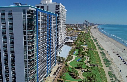 Downtown Myrtle Beach Condo | Charming Oceanfront One Bdrm Condo: MB Boardwalk