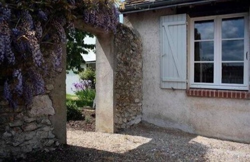 Saint-Denis-sur-Loire House | Charming old house in Saint Denis sur Loire