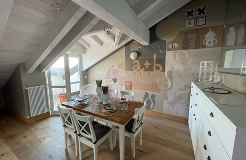 Santa Rita Apartment | Charming Penthouse in Turin