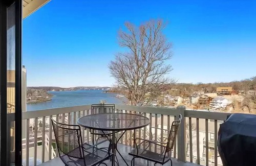 Osage Beach Condo | Charming, Pet Friendly, Lake View Lake of the Ozarks Condo