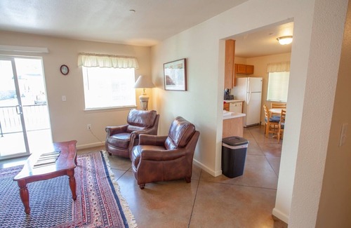 Sparks Apartment | Charming Pet Friendly Downtown Sparks Apartment