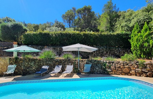Lorgues Villa | Charming Provencal villa in the heart of the forest and the village of Lorgues