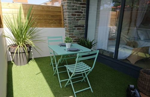 Saint-Jean-de-Monts Condo | Charming rental T2 Vendée 250m from the beach and 100 m from the forest