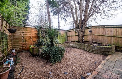 Redhill Cottage | Charming Reigate Cottage Retreat