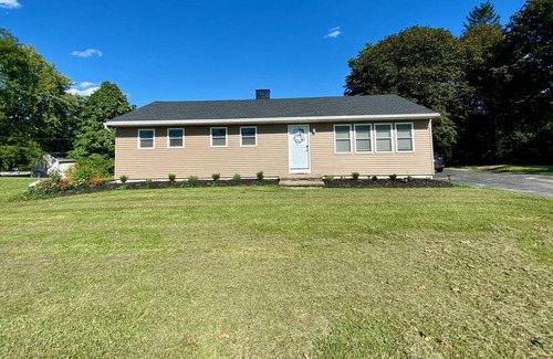 Rochester House | Charming remodeled 3 bedroom. Near RIT & U of R. Free on-site parking.