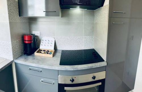 Neuilly-sur-Seine Apartment | Charming renovated T1 Neuilly-sur-Seine : Mobility lease