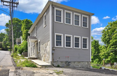 Winchester House | Charming renovated 3-bedroom house in serene Winsted