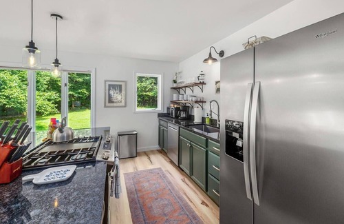 Stowe Hollow House | Charming & Renovated Stowe 4 BR Getaway