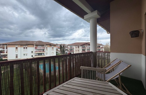 Ciboure Apartment | Charming renovated T2 with terrace near the beach