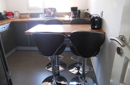 Antibes City Centre Apartment | Charming residence 5 mns from beaches and port. 2 bedrooms, 2 bathrooms