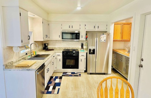 Sparks House | Charming Retreat/6 Beds
