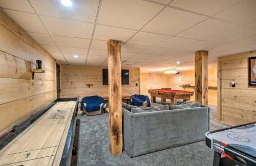 Blueberry Estates House | Charming Retreat about 1 Mi to Ossipee Lake Marina!