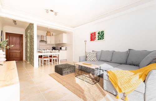 Candelaria Apartment | Charming Retreat with Terrace in Punta Larga