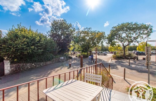 Bouchemaine Cottage | Charming Riverside Home in UNESCO Heritage Village with Modern Amenities & Near Angers