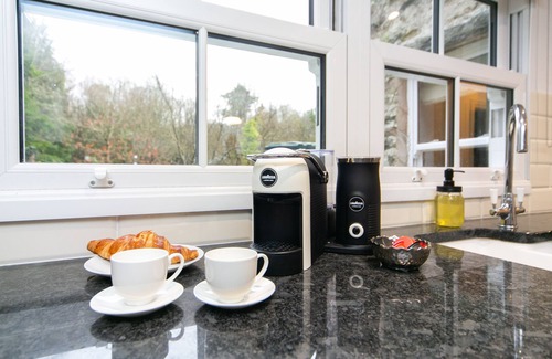 Blaenau Ffestiniog Cottage | Charming Riverside Cottage in Snowdonia National Park