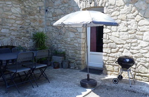 Caderousse Apartment | CHARMING ROMANTIC COZY STUDIO WITH MEZZANINE