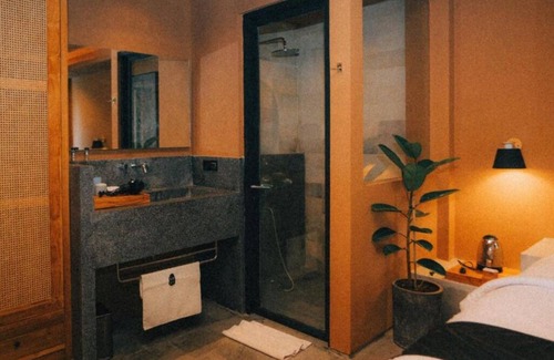 Cemagi Villa | Charming Room with AC, include breakfast near beach