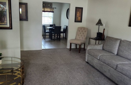 Port Tampa City Apartment | Charming, rooming. Quiet, secure place,Close to water