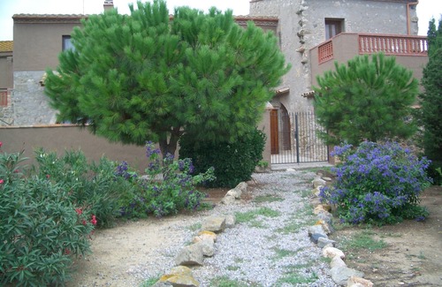 Perelada Cottage | Charming rural house with pool in Costa Brava close to the beach and Dali Museum