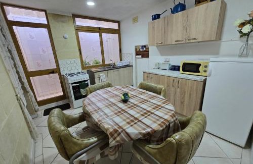 Ggantija Apartment | Charming rustic getaway in Xaghra, Gozo.