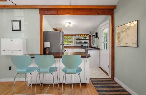 Marblehead Cottage | Charming Seaside Cottage in Marblehead