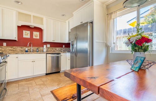 Shell Beach Cottage | Charming Shell Beach Cottage with AC - Steps to Shell Beach