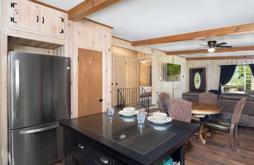 Ruidoso House | Charming Single-Level 2 Bedroom Home with Open Living Space