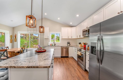 Lakeside House | Charming single-level home with a patio, washer/dryer, & central AC
