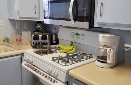 Fortuna Foothills Resort | Charming single unit in 55+ resort community in a Yuma foothills.