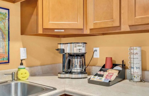 Tucson House | Charming Southwest Casita in East Tucson