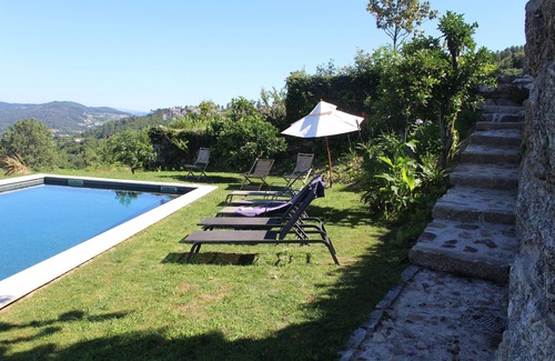 Fareja House | Charming&spacious Familyhouse+pool@guimarães,perfect for Fam+friendsgettoghether