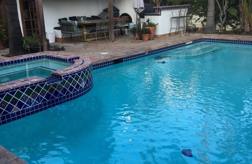 Pasadena House | Charming Spanish 5-bedroom house with pool/jacuzzi in Pasadena near Cal Tech