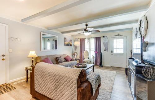 St. James House | Charming St James Home Near Maramec Spring Park!