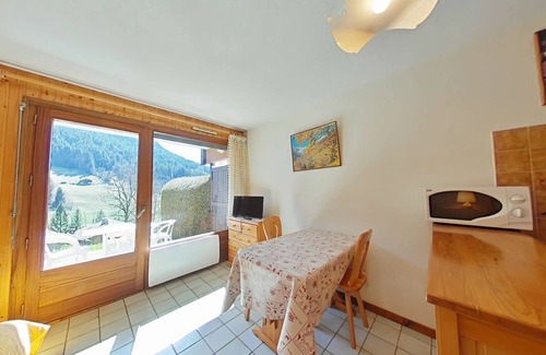 Le Grand-Bornand Apartment | Charming Studio for 4 with Terrace, Near Ski Slopes and Village – Le Grand-Bornand