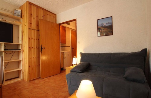 Saint-Chaffrey Apartment | Charming Studio in Serre-Chevalier: Sleeps 2, Cozy Amenities, Great Location