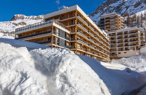 Le Cret Apartment | Charming studio in Val-d'Isère with south balcony, near center, ski lockers