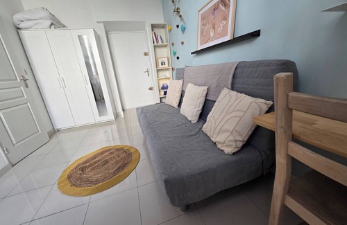 Nimes City Centre Apartment | Charming studio in the crest