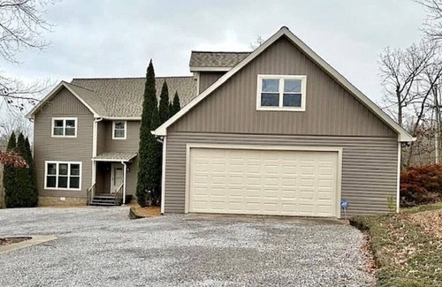 Gilbertsville Apartment | Charming studio near Kentucky Lake and Moors Resort