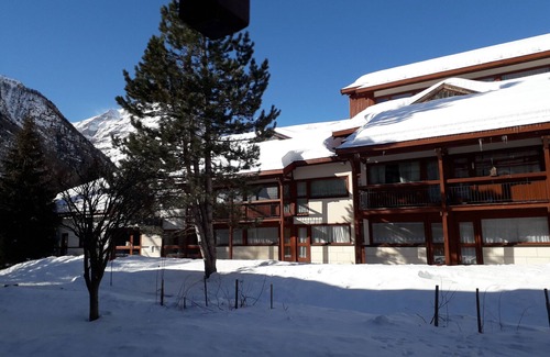 Bessans Apartment | CHARMING STUDIO with WIFI.