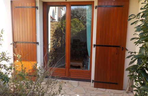Vaux-sur-Mer Condo | Charming T2 house in a quiet condominium near the beaches.