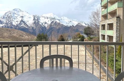 Peyragudes Apartment | Charming T2 with Free Shuttle, Ski Locker and Spassio Access