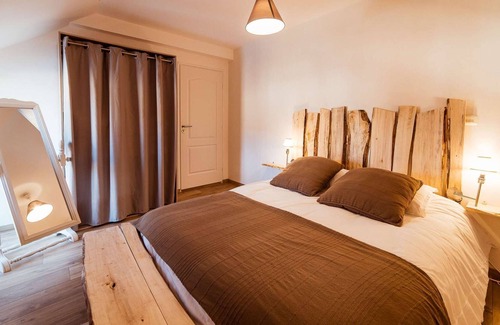 Bucheres Apartment | Charming T3 + garden + parking + common space