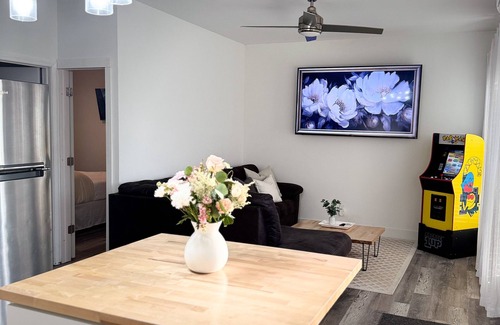 Sweetwater House | Charming Tiny Home in Sweetwater