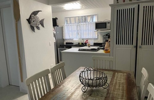 Barra do Una Condo | Charming townhouse in gated community with 24-hour security and wi-fi