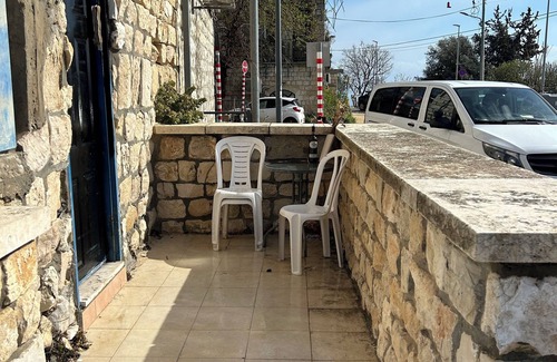 Artists Colony Bed & Breakfast | charming Tzimmer steps above the HaAri Mikvah and views of Meron