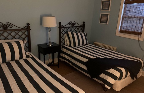 East Hampton North Cottage | Charming updated Cottage walk to everything!