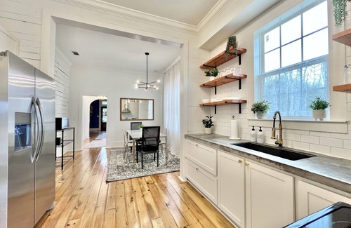 Beauregard Town Historic District Cottage | Charming, updated cottage in Downtown Baton Rouge