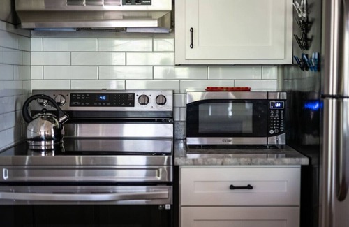 Harbison Apartment | Charming Upstairs Apt in Irmo | 3 BR | Sleeps 6