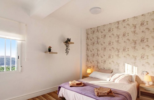 Las Arenas House | Charming Vacation Home “Finca Mirielle” near the Sea with Sea View, Wi-Fi & Terrace